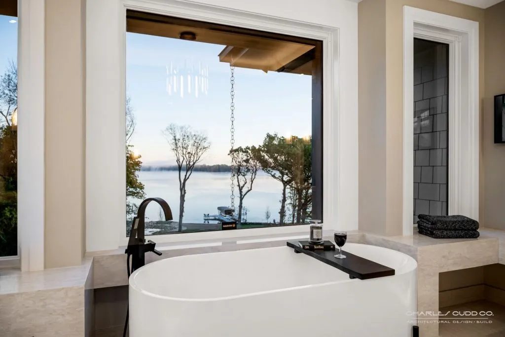 2252-OwnersBathroom2